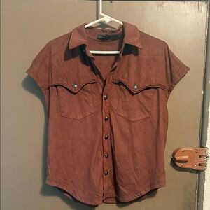 Brixon Women’s  Brown Short Sleeve Button Shirt